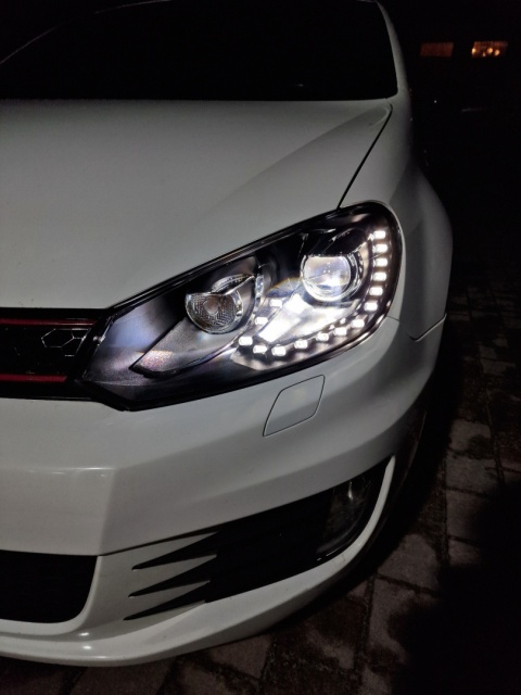 Reflektory Golf 6 w stylu OEM xenon